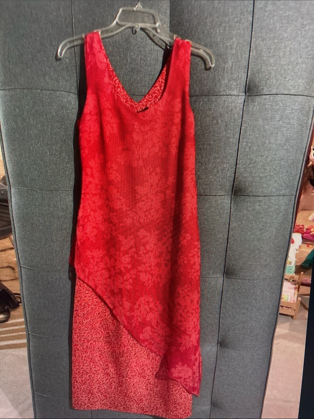 Sleeveless Red Jacquard Midi Dress with V-Neck